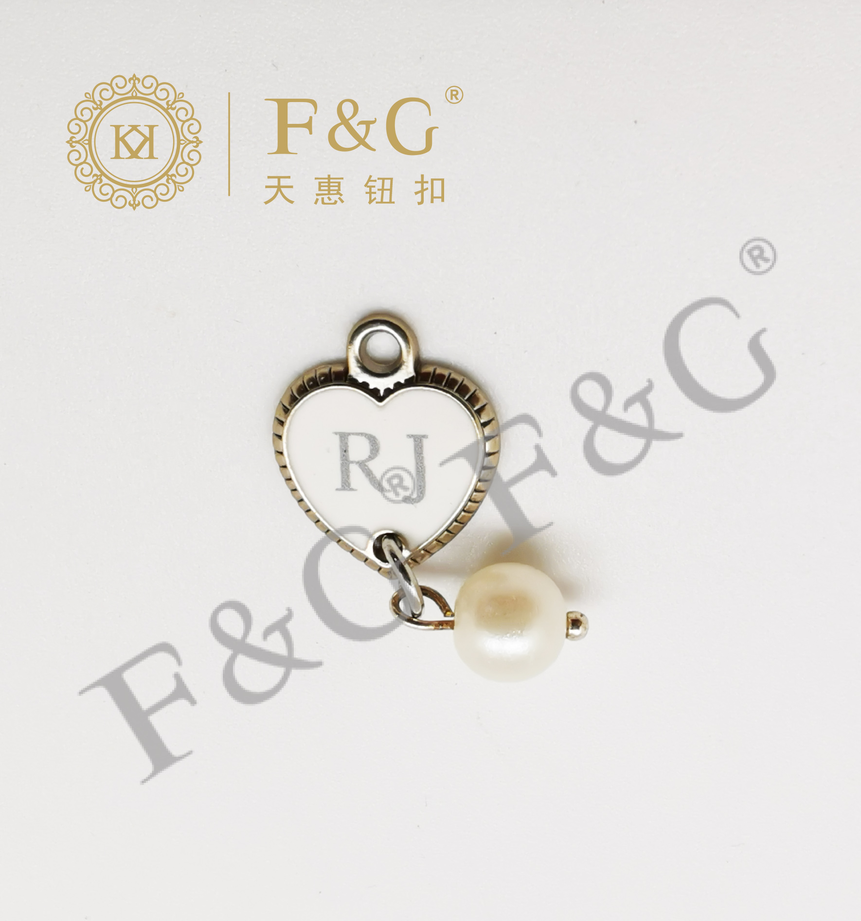 Fashion pendant