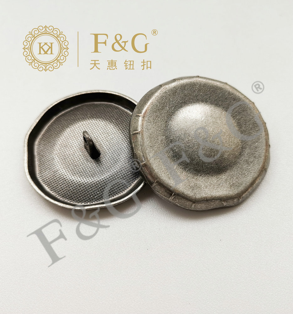 Alloy button