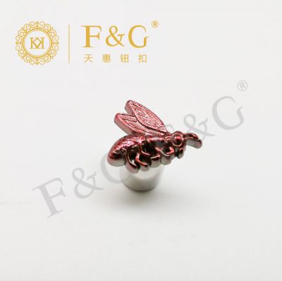 Fashion brooch