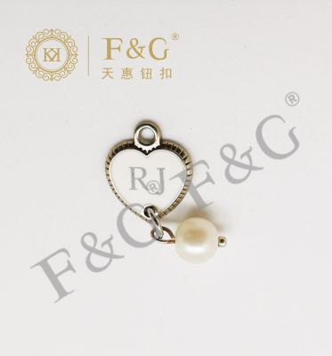 Fashion pendant